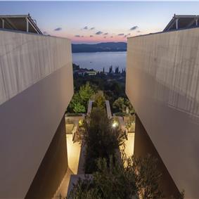 Luxury 5-Bedroom Sea-View Villa with Heated Infinity Pool in Orasac near Dubrovnik – Sleeps 10